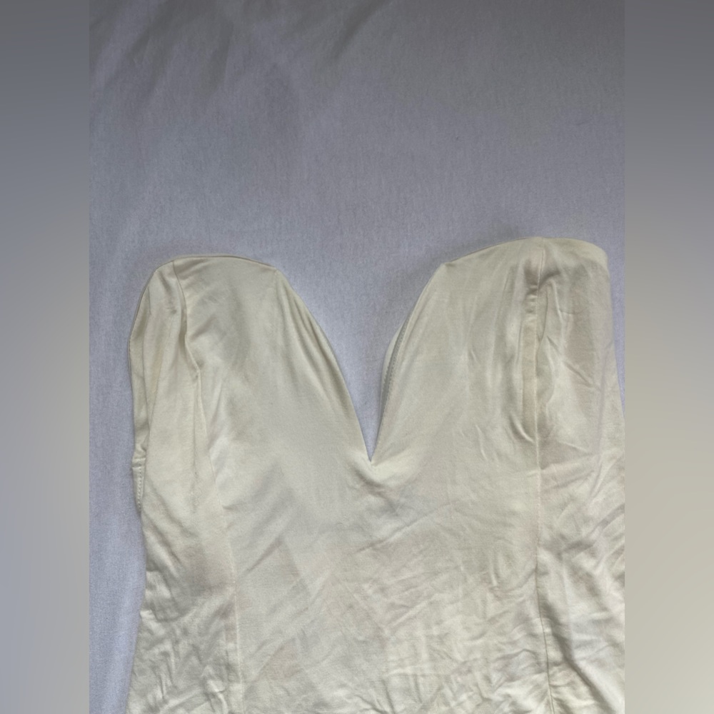 ⭐️NWOT⭐️ UNBRANDED BODY SUIT - Picture 3 of 6